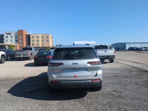 Used 2021 Jeep Grand Cherokee L Limited AWD/4WD image 7