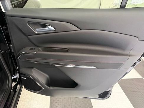 New 2026 Chevrolet Traverse Z71 w/ Enhanced Driving Package AWD/4WD image 35