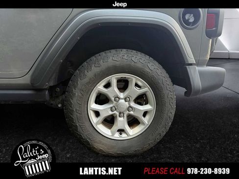 Used 2021 Jeep Wrangler Unlimited Islander image 8