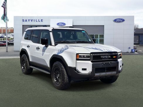 Used 2025 Toyota Land Cruiser w/ Premium Package AWD/4WD image 6