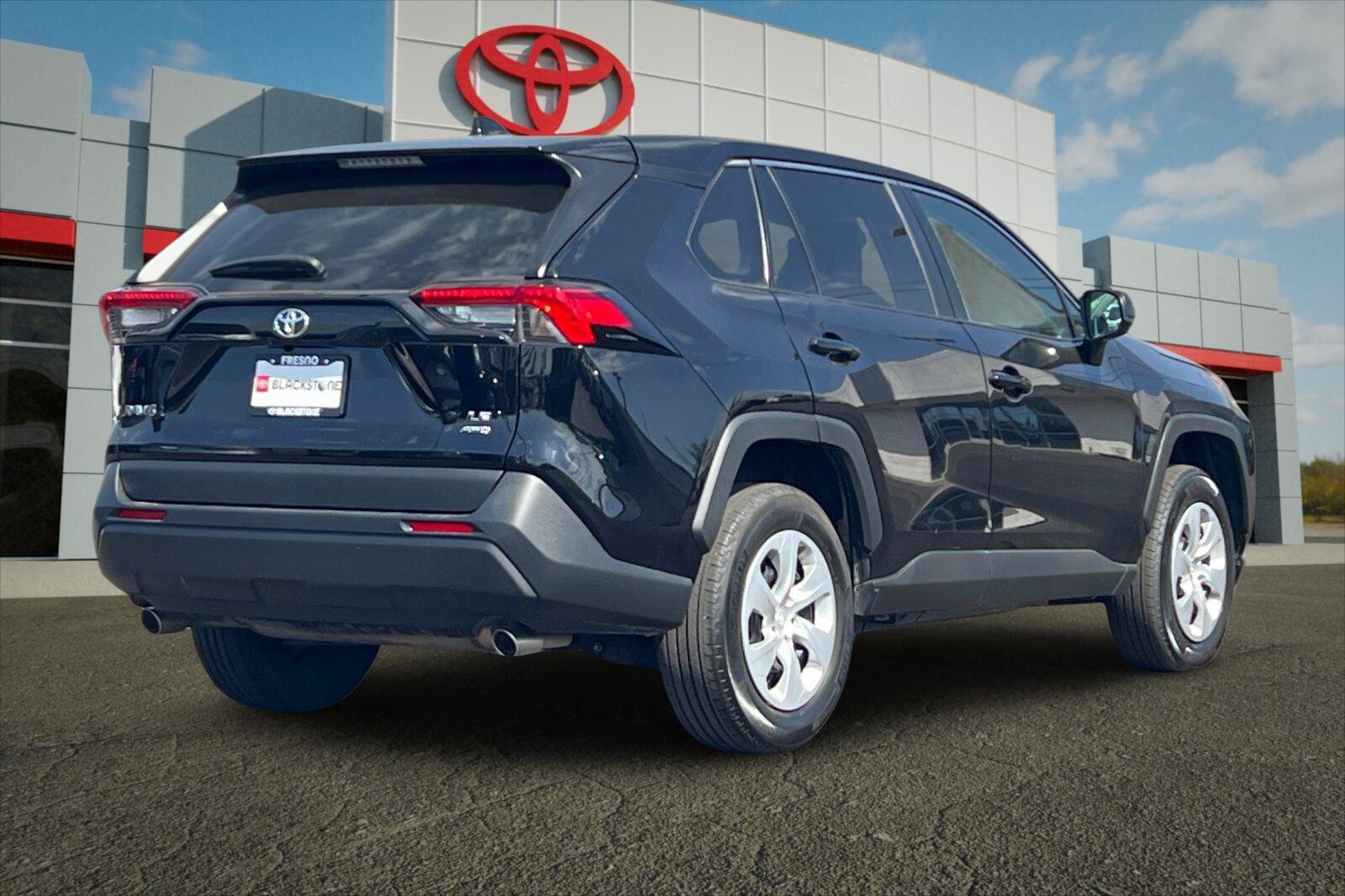 Certified 2025 Toyota RAV4 LE AWD/4WD image 3