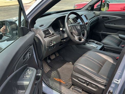 Used 2023 Honda Passport TrailSport image 21