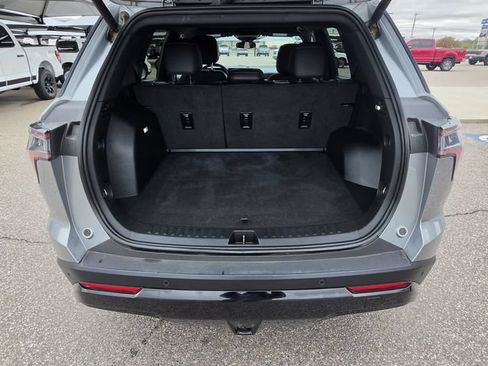 Used 2025 Chevrolet Equinox RS AWD/4WD image 9