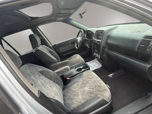 Used 2004 Honda CR-V EX image 16