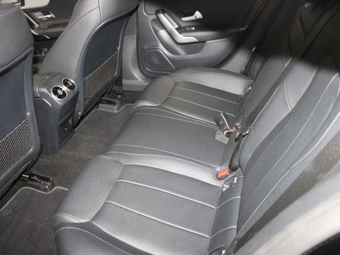 Used 2025 Mercedes-Benz CLA 250 image 18