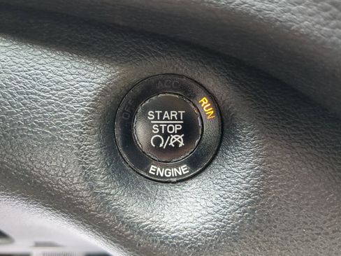 Used 2016 Jeep Cherokee Limited image 53