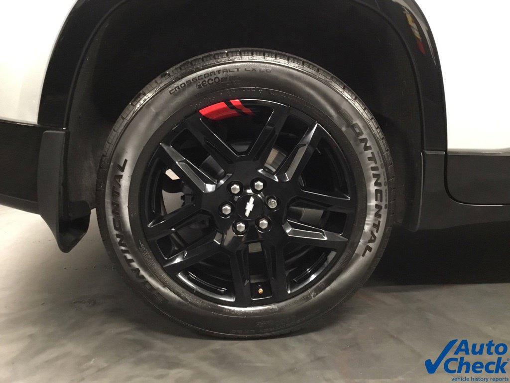 Used 2021 Chevrolet Traverse Premier w/ Redline Edition AWD/4WD image 24