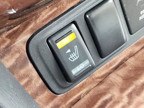 Used 2018 Nissan Armada SL w/ Premium Package AWD/4WD image 32
