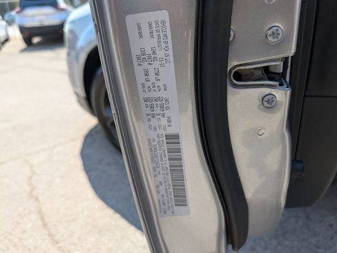 Used 2018 Dodge Journey Crossroad image 25