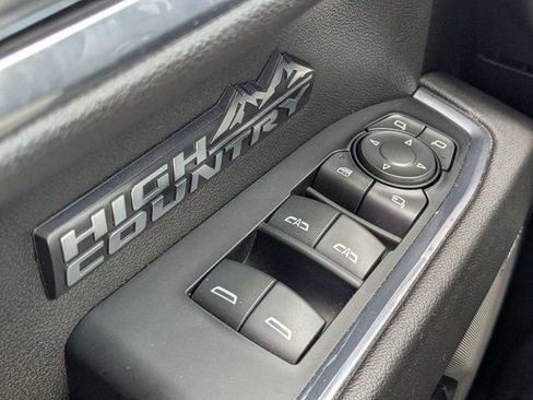 Used 2024 Chevrolet Silverado 1500 High Country w/ High Country Premium Package AWD/4WD image 22