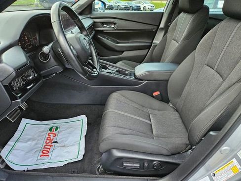 Used 2024 Honda Accord Sport image 9