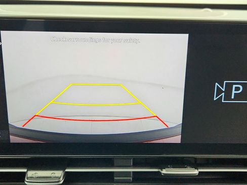 Used 2024 Hyundai Kona SEL image 16