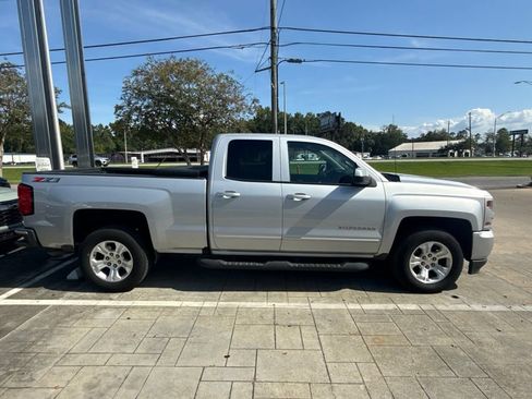 Used 2018 Chevrolet Silverado 1500 LT w/ All Star Edition AWD/4WD image 6