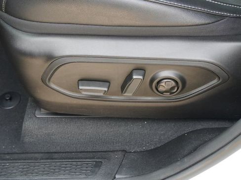 Used 2024 Jeep Grand Cherokee Altitude AWD/4WD image 20