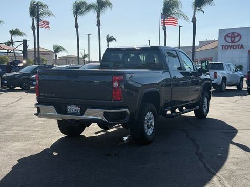 Used 2024 Chevrolet Silverado 2500 LT w/ Convenience Package AWD/4WD image 5