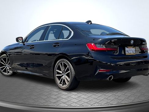 Used 2019 BMW 330i Sedan image 2
