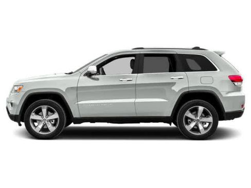Used 2015 Jeep Grand Cherokee Limited w/ Trailer Tow Group IV image 3