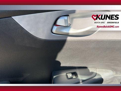 Used 2024 Kia Forte LXS image 32