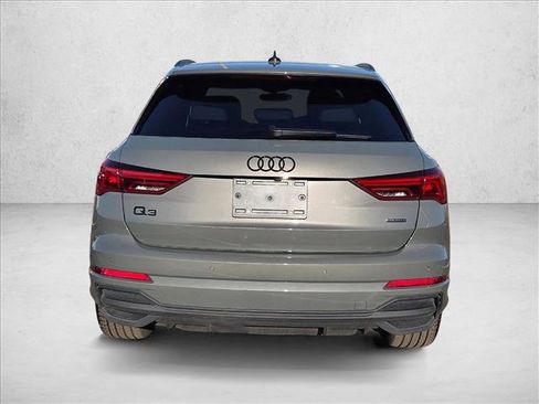 Certified 2025 Audi Q3 2.0T Premium w/ Convenience Package image 7