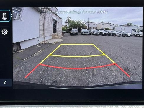 Used 2025 Hyundai Sonata SEL FWD image 25