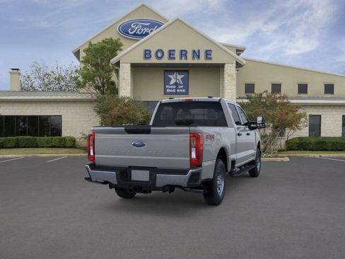 New 2026 Ford F250 XL w/ FX4 Off-Road Package image 8