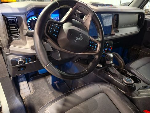 Used 2024 Ford Bronco Everglades AWD/4WD image 4