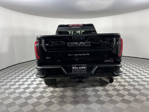 Used 2024 GMC Sierra 2500 AT4 w/ AT4 Premium Plus Package image 8