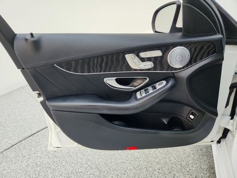 Used 2015 Mercedes-Benz C 300 4MATIC Sedan image 26