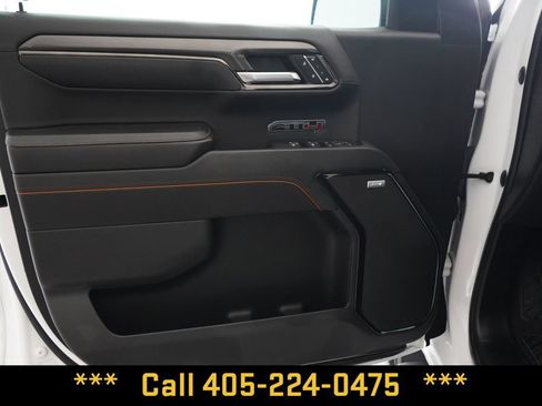 Used 2024 GMC Sierra 1500 AT4 w/ Technology Package AWD/4WD image 19