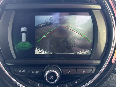 Used 2019 MINI Cooper Clubman S image 11