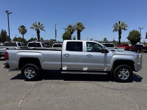 Used 2017 GMC Sierra 3500 SLT w/ Duramax Plus Package AWD/4WD image 8