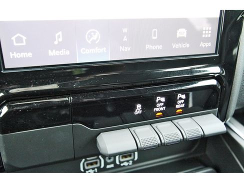 Used 2025 RAM 1500 Lone Star RWD image 28