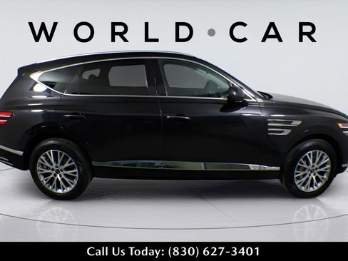 Used 2025 Genesis GV70 3.5T Sport w/ Sport Advanced Package AWD/4WD image 2