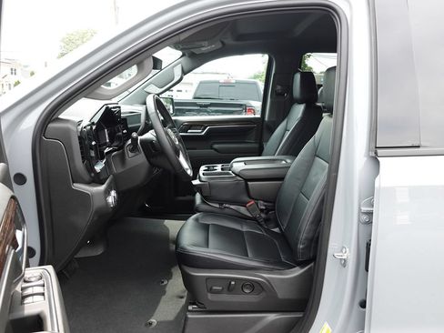 Used 2024 GMC Sierra 1500 Elevation AWD/4WD image 19