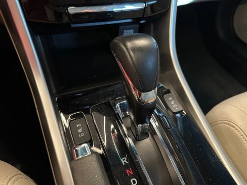 Used 2017 Honda Accord EX-L image 16