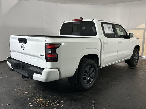 New 2026 Nissan Frontier SV w/ All-Weather Content Package AWD/4WD image 8