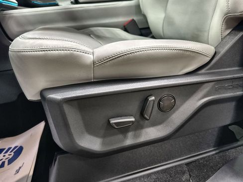 New 2026 Ford Expedition Platinum w/ Driver's Package image 13