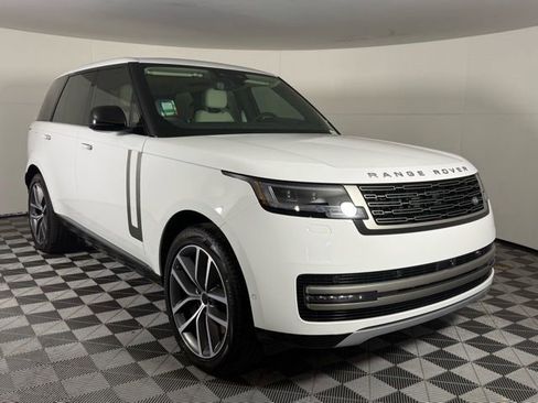 New 2026 Land Rover Range Rover SE image 10