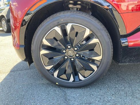 New 2025 Chevrolet Blazer EV RS image 27