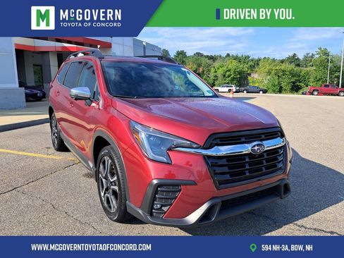 Used 2023 Subaru Ascent Limited w/ Technology Package AWD/4WD image 11