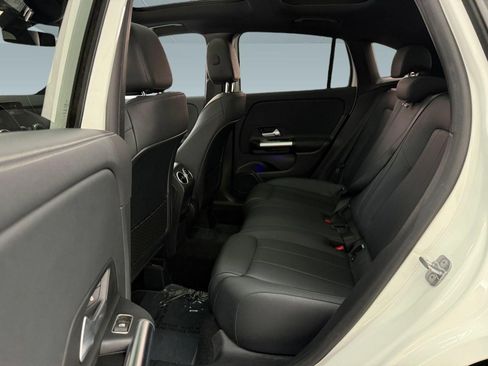Used 2023 Mercedes-Benz GLA 250 image 19