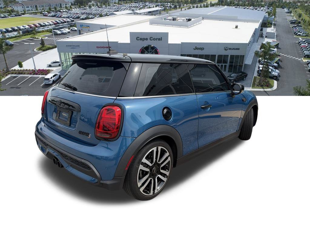 Used 2023 MINI Cooper S FWD image 3