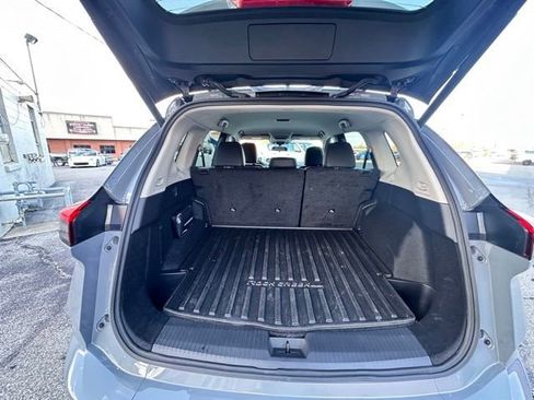 Certified 2025 Nissan Rogue SV image 12