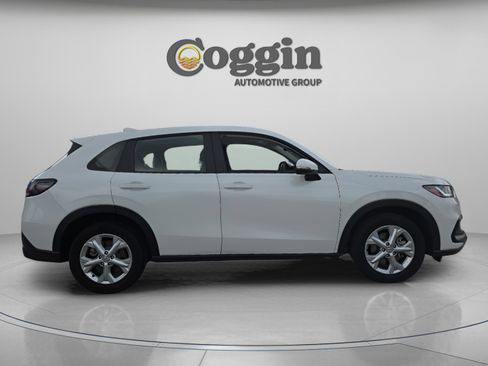 Used 2024 Honda HR-V LX image 6