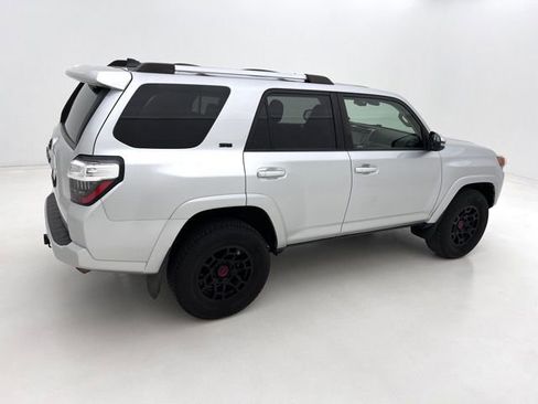 Used 2022 Toyota 4Runner SR5 Premium w/ TRD Black Wheel Package (TMS) AWD/4WD image 10