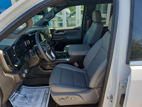 Certified 2025 GMC Sierra 1500 SLT w/ SLT Premium Plus Package AWD/4WD image 9