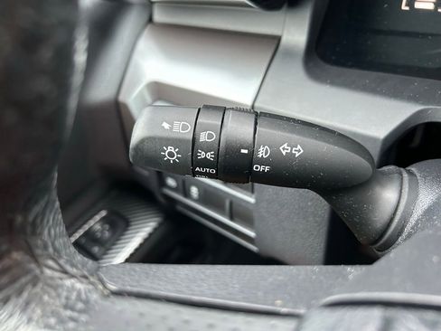 Used 2024 Toyota Tacoma SR5 w/ SR5 Upgrade Package RWD image 22