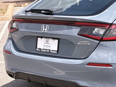Certified 2023 Honda Civic Sport Touring image 13