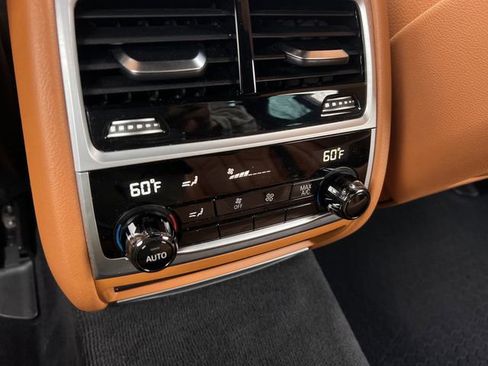 Used 2019 BMW 740i w/ Executive Package image 19