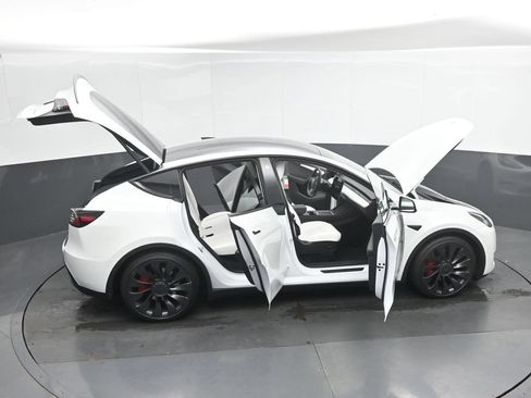 Used 2023 Tesla Model Y Performance AWD/4WD image 51